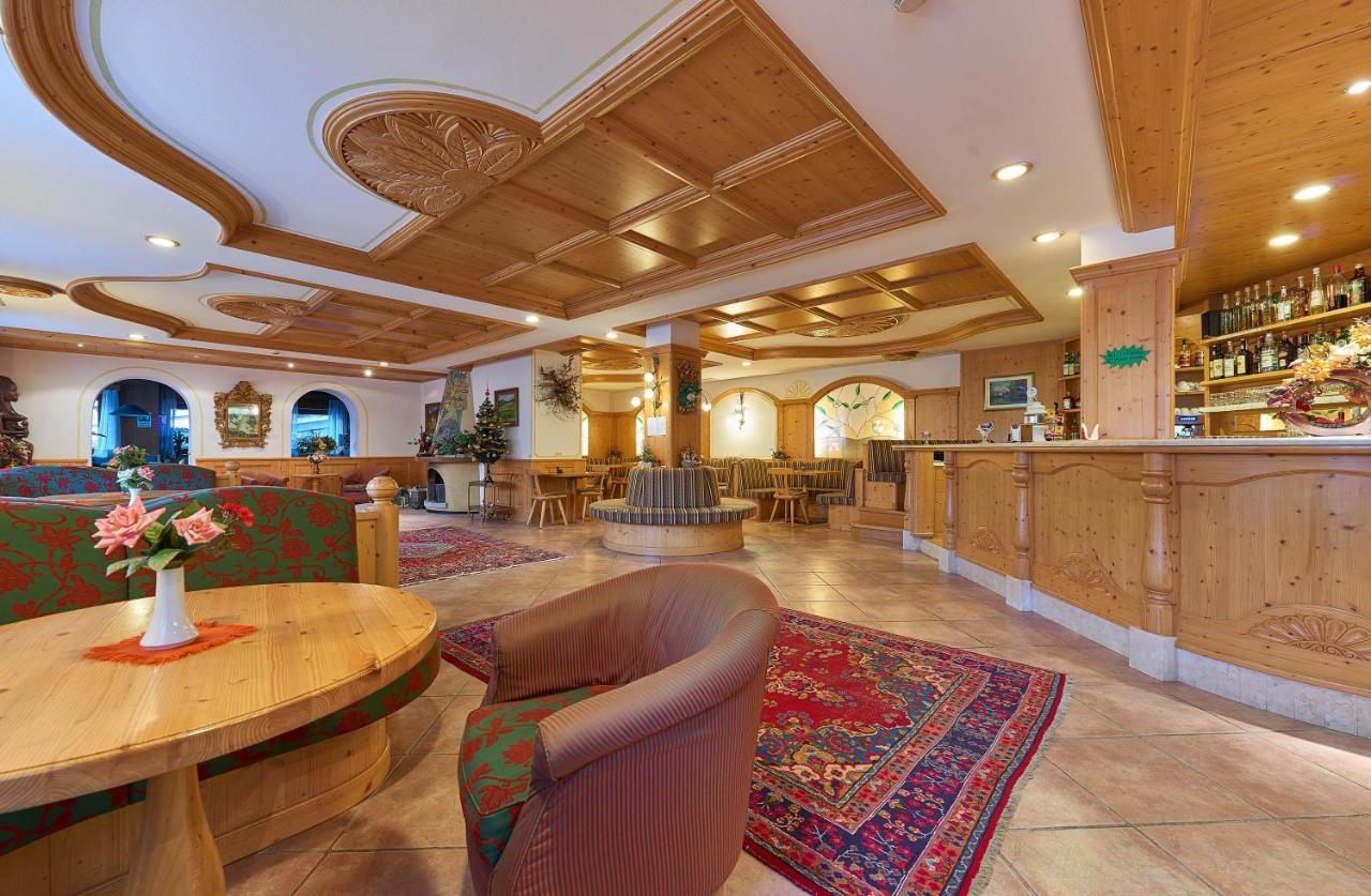 Hotel Bonapace ***S Madonna di Campiglio Bagian luar foto