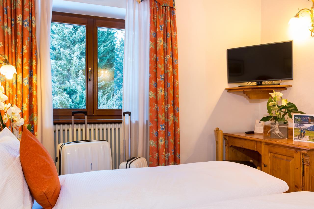 Hotel Bonapace ***S Madonna di Campiglio Bagian luar foto