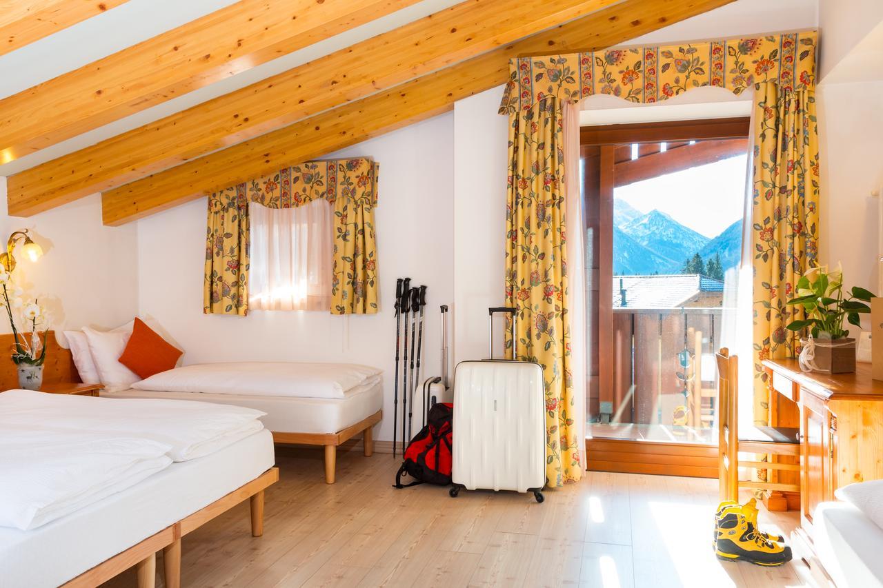 Hotel Bonapace ***S Madonna di Campiglio Bagian luar foto