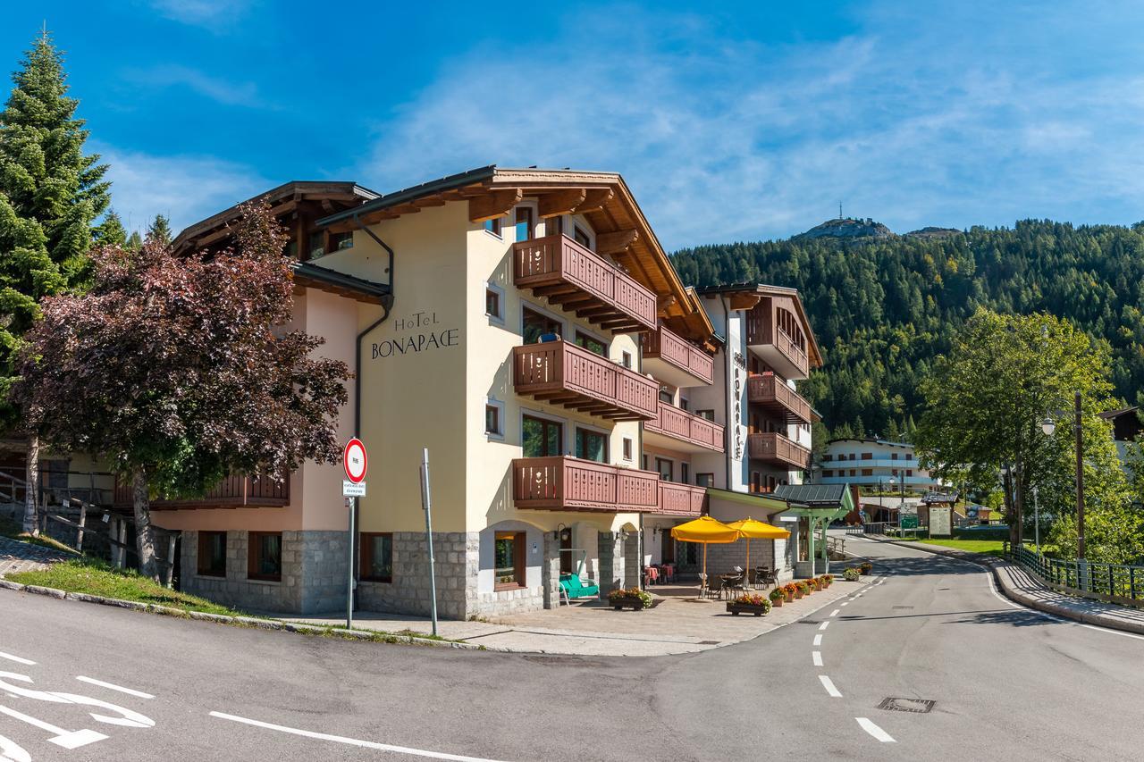 Hotel Bonapace ***S Madonna di Campiglio Bagian luar foto