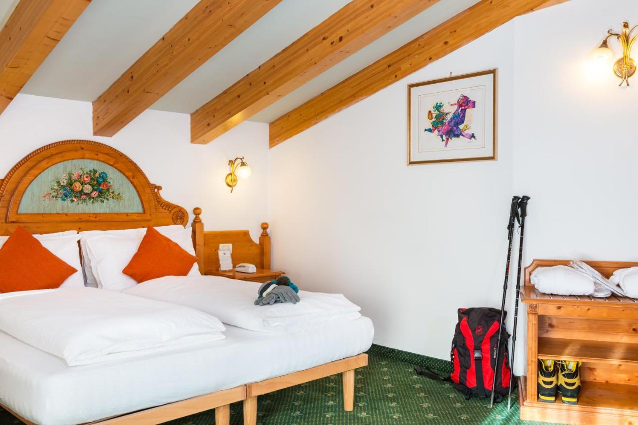 Hotel Bonapace ***S Madonna di Campiglio Bagian luar foto